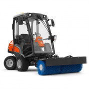 Щетка для райдера Husqvarna P 525D 130 cм требуются гидравлический комплект и противовес