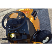 Садовый трактор Cub Cadet LT1 NR92