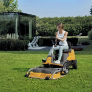 Снегоуборочный райдер Stiga Park 220