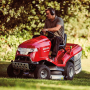 Садовый трактор Honda HF 2317 HME