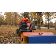 Щетка Husqvarna 120 cм для райдера R 420TsX AWD