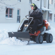 Снегоуборочный отвал Husqvarna 112 см для райдера R 422Ts AWD