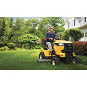 Садовый трактор Cub Cadet XT1 OR95