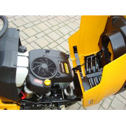 Снегоуборочный трактор Cub Cadet LT2 NR92 + снегоотвал