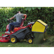 Коммерческий райдер Gianni Ferrari GTR 200 с электроприводом травосборника