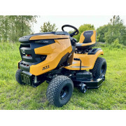 Садовый трактор Cub Cadet LT50