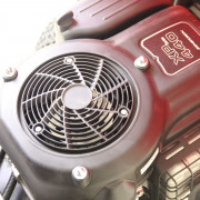 Садовый трактор EVOline TRG 84 M