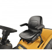 Снегоуборочный трактор Stiga Estate 9102 WX с щеткой