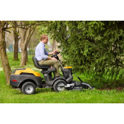 Садовый райдер Stiga Park 500 W с декой Combi 95 Q Plus
