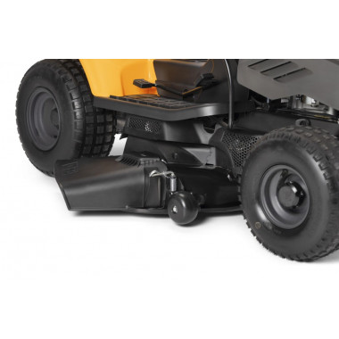 Снегоуборочный трактор Stiga Tornado 398 + снегоотвал